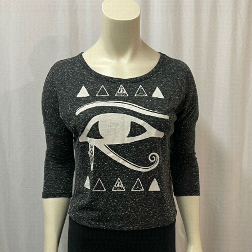 NOISY May "Eye of Horus" 3/4 Sleeve Top, Textured Marled Grey, Size Small